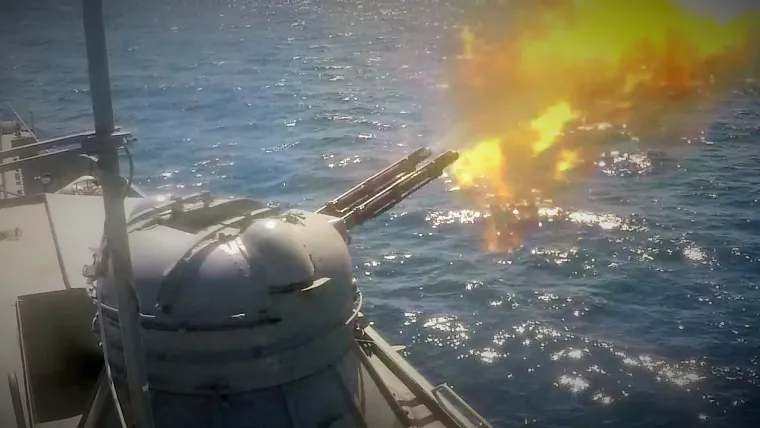 Raketne topovnjače, 251 pripadnik HRM-a, juri&scaron;ni desantni brodovi... Pogledajte galeriju slika s vježbi HRM-a Barakuda i Prstac