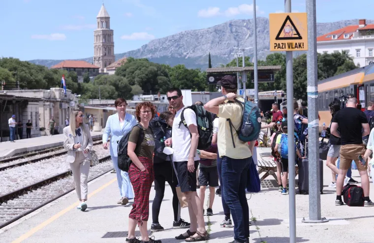 U Split stigao prvi vlak s turistima