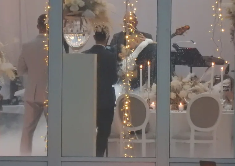 Nogometa&scaron; Marko Pjaca oženio Mariju Pavičić: Goste  zabavljali Jole i Minea