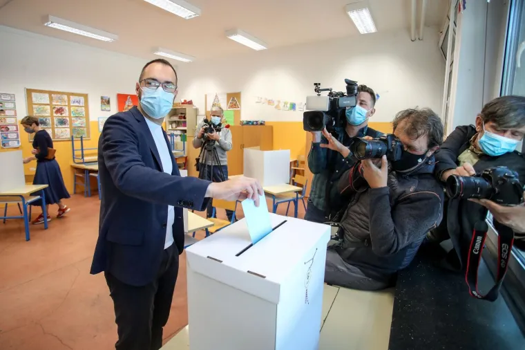 Tomislav Toma&scaron;ević glasao u drugom krugu lokalnih izbora
