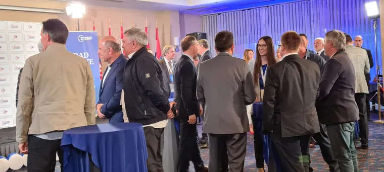 Izborni stožer kandidata za zagrebačkog gradonačelnika Miroslava &Scaron;kore