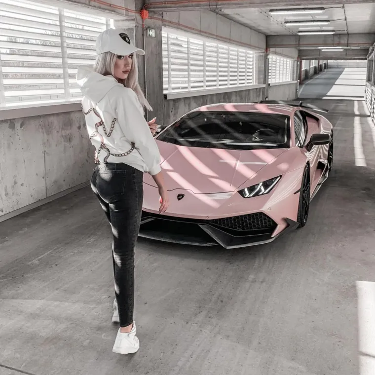 KORONA IZAZVALA KRIZU, KAŽETE? Možda kod vas, ali zlatna mladež i dalje sjajno živi i to vrlo rado pokazuje