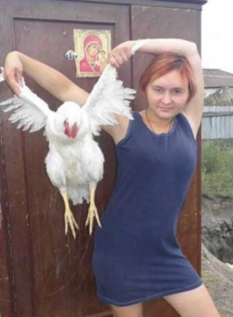 Ovi ljudi se najozbiljnije nadaju da će uz ovakve fotografije naći srodne duše