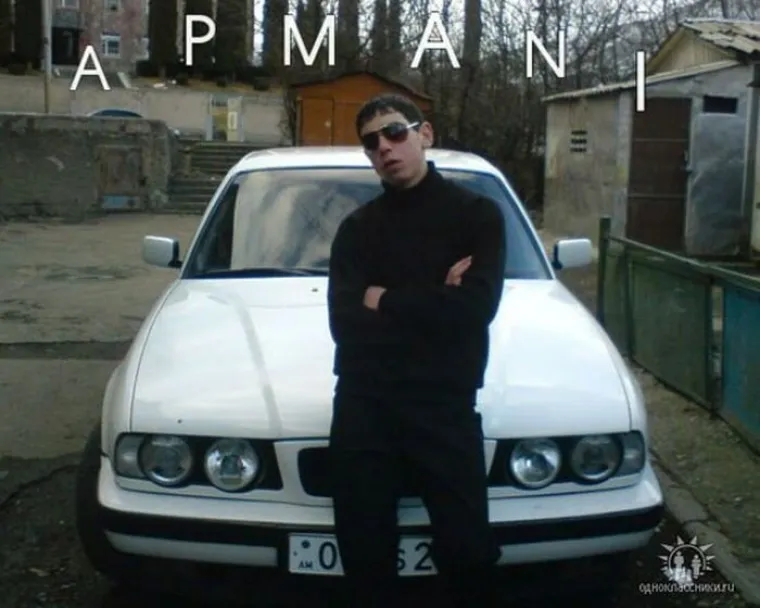 Ovi ljudi se najozbiljnije nadaju da će uz ovakve fotografije naći srodne du&scaron;e