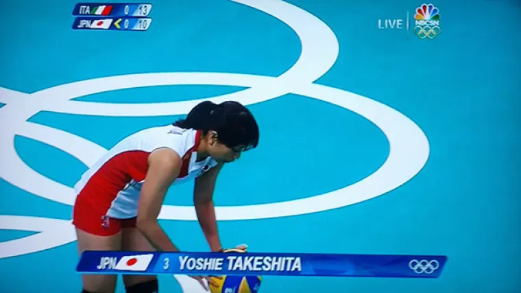 Jadni ovi ljudi, čim se predstave, svi u krugu od stotinu metara popadaju od smijeha