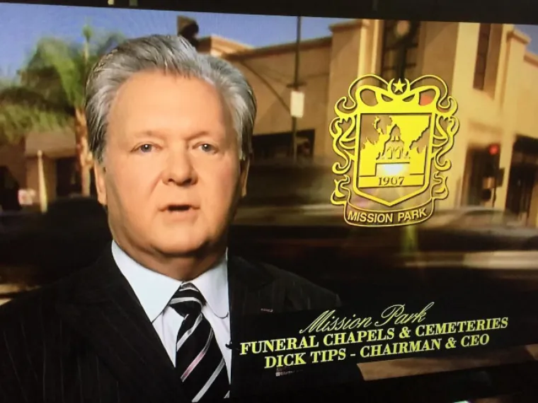 Jadni ovi ljudi, čim se predstave, svi u krugu od stotinu metara popadaju od smijeha