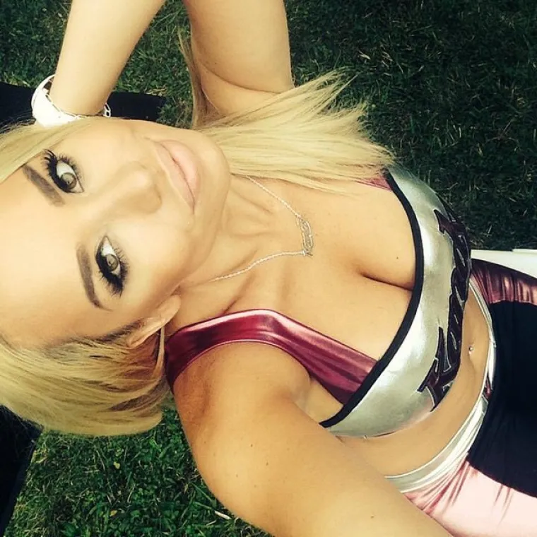 Nekoć je gladovala, preživljavala na uzorcima hrane, a danas pati jedino kada mora čekati na novi Porsche