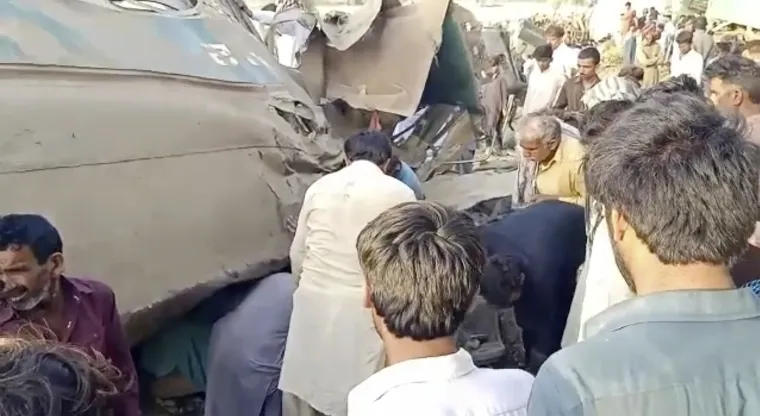 Mjesto užasa! Stravična nesreća: U sudaru vlakova poginulo najmanje 30 ljudi