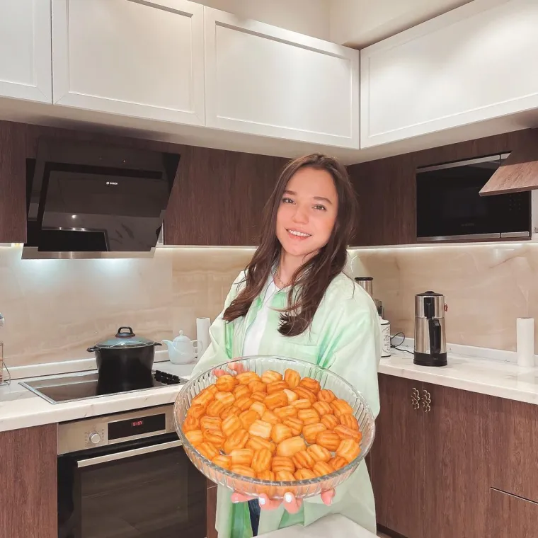 Mlada Kristina s 34 godine starijim Turčinom u godinu dana dobila dvadesetero djece!