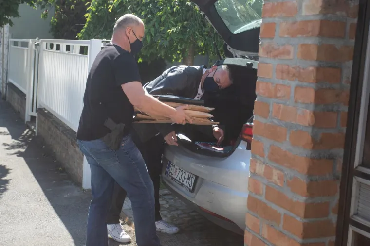 Krušlinu skinut imunitet, policija ga skupila i počela s pretresom
