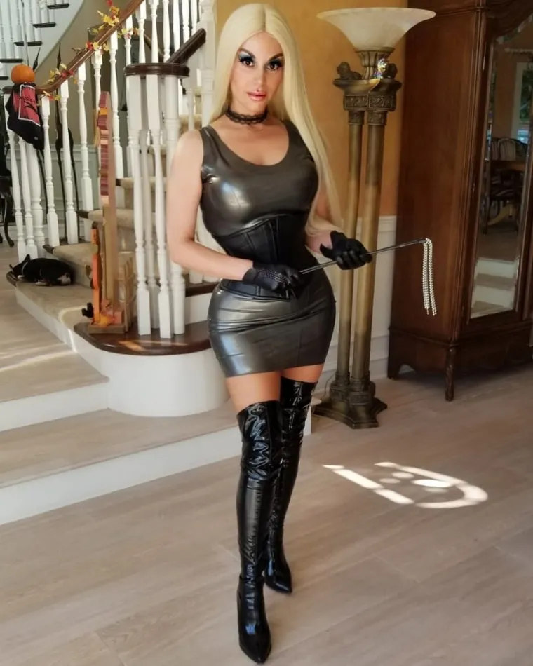 Tvrdi da postiže neopisivo dobar orgazam samo pomoću snage uma, oba 'sastojka' su i vama nadohvat ruke