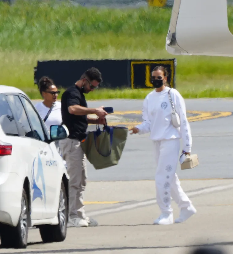 Irina Shayk i Kayne West vratili se s romantičnog odmora u Francuskoj