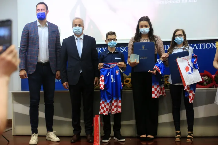 Uručene nagrade 'Luka Ritz' za promicanje tolerancije i škole bez nasilja