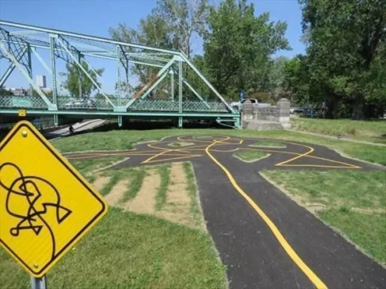 Ove fotografije savr&scaron;eno obja&scaron;njavaju za&scaron;to izvanzemaljci ne žele kontaktirati s nama