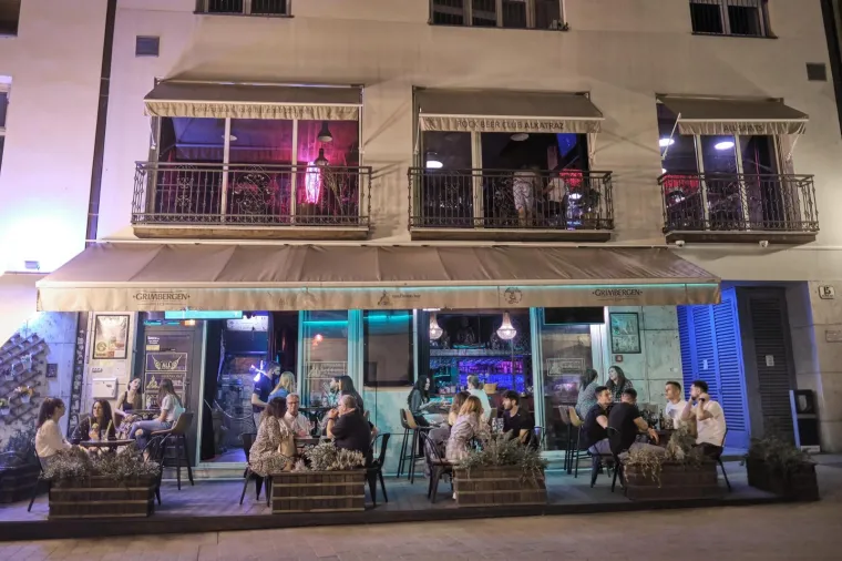 Zagreb pun k'o &scaron;ipak! Ublažavanjem mjera noćni život vratio se u grad, o maskama i distanci nitko ne razmi&scaron;lja