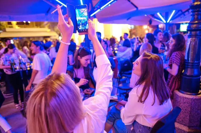 Zagreb pun k'o &scaron;ipak! Ublažavanjem mjera noćni život vratio se u grad, o maskama i distanci nitko ne razmi&scaron;lja