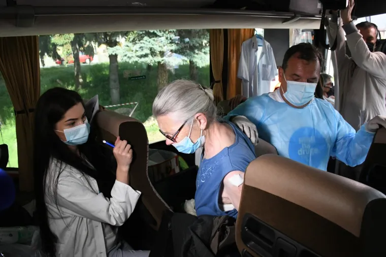 Covid autobus je krenuo. Capak u Virovitici: 'Interes za cijepljenje pao. Treba tražiti inovativne načine'