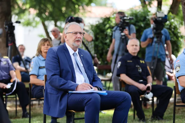 U Zadru otvoren Stožer za provedbu mjera sigurnosti tijekom turističke sezone 2021.