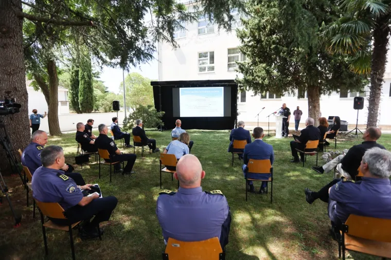 U Zadru otvoren Stožer za provedbu mjera sigurnosti tijekom turističke sezone 2021.