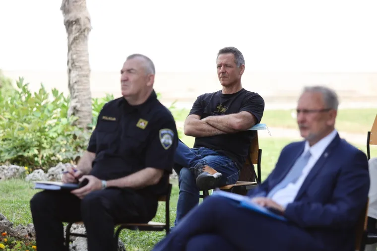 U Zadru otvoren Stožer za provedbu mjera sigurnosti tijekom turističke sezone 2021.