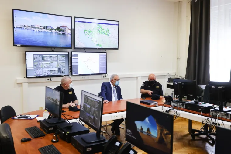 U Zadru otvoren Stožer za provedbu mjera sigurnosti tijekom turističke sezone 2021.