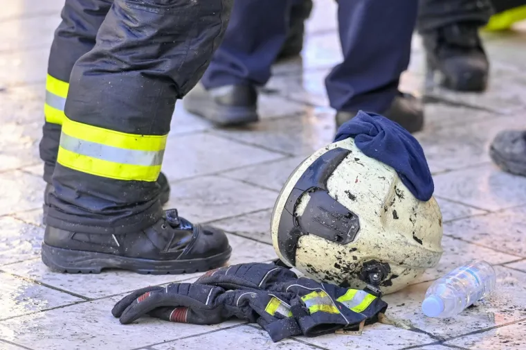 Požar u Zadru i dalje aktivan: Poluotok je u opasnosti od &scaron;irenja požara