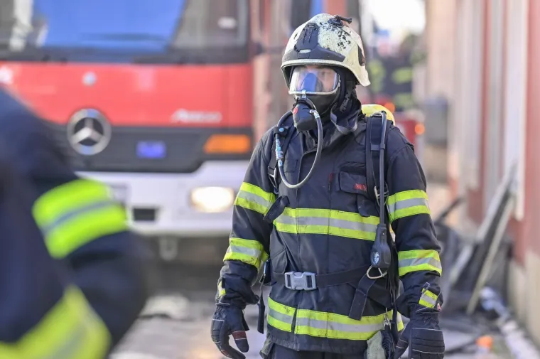 Požar u Zadru i dalje aktivan: Poluotok je u opasnosti od &scaron;irenja požara