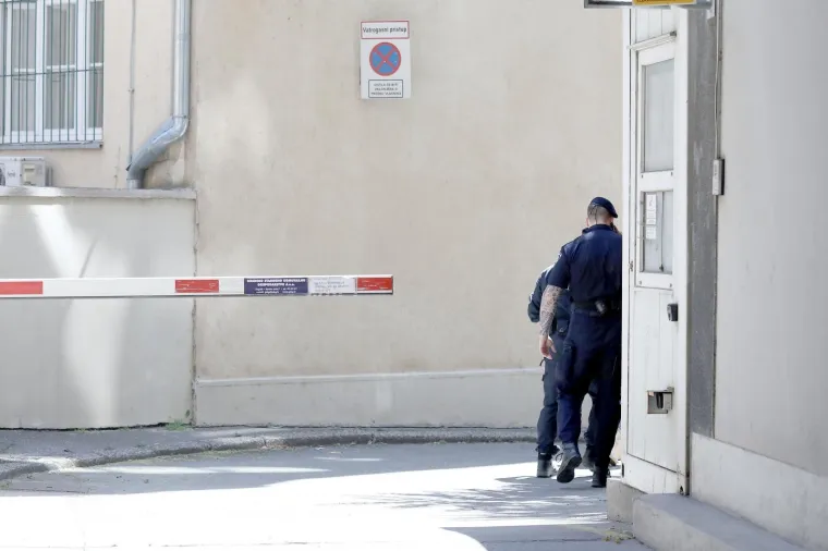 Policija i Uskok upali u GSKG: Uhićene četiri osobe. Među njima i rukovoditelj iz trgovačkog dru&scaron;tva u vlasni&scaron;tvu Grada