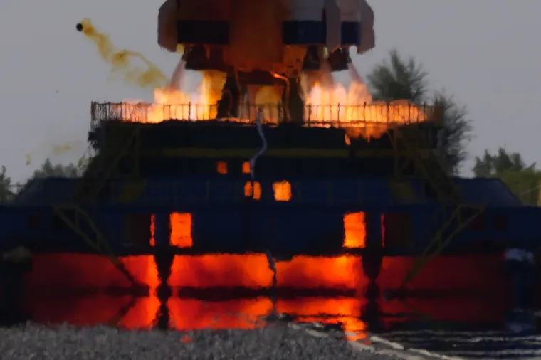 Kina lansirala svemirsku letjelicu s trojicom astronauta: Neće ih biti na Zemlji čak tri mjeseca!