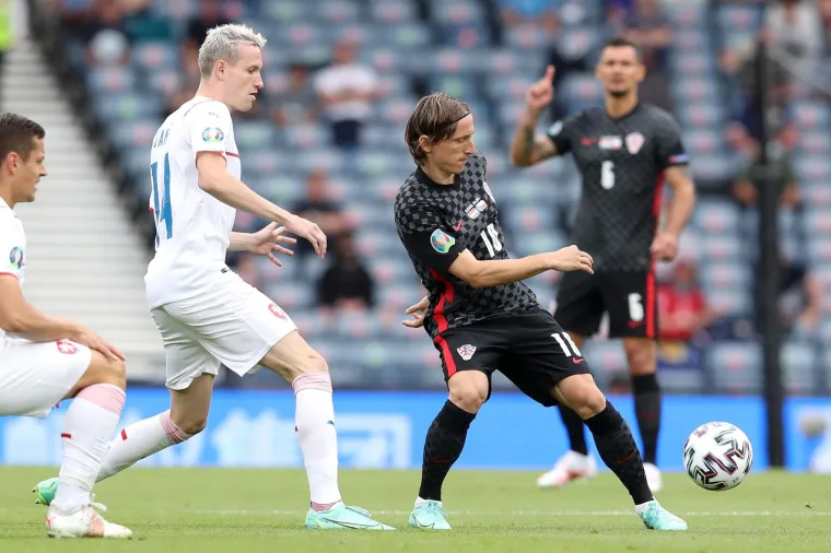 Vatreni na mukama: Izbornik Dalić uhvatio se za glavu, Hrvatska je izgledala loše i primila gol