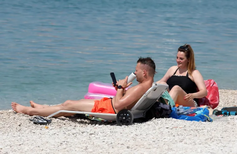 I mi bismo trenutno radije bili na njihovom mjestu