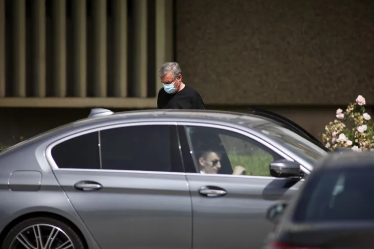 Pogledajte kako su ispred Remetinca dočekali Antu Kvesića, suca kojeg je Mamić optužio za korupciju