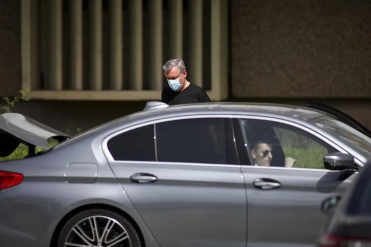 Pogledajte kako su ispred Remetinca dočekali Antu Kvesića, suca kojeg je Mamić optužio za korupciju