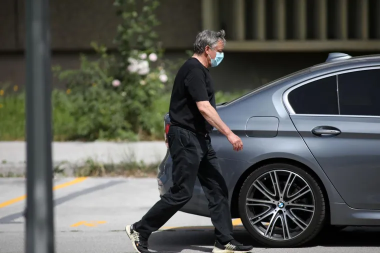 Pogledajte kako su ispred Remetinca dočekali Antu Kvesića, suca kojeg je Mamić optužio za korupciju