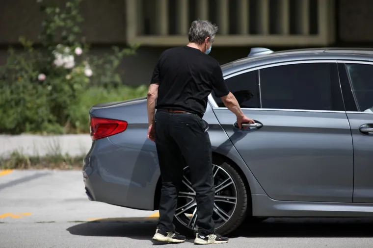 Pogledajte kako su ispred Remetinca dočekali Antu Kvesića, suca kojeg je Mamić optužio za korupciju