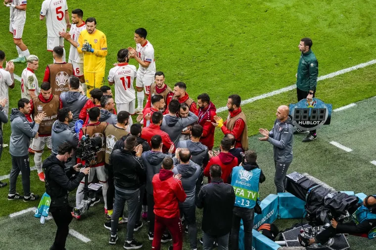 Pogledajte kako su Makedonci ispratili Gorana Pandeva nakon njegove zadnje utakmice