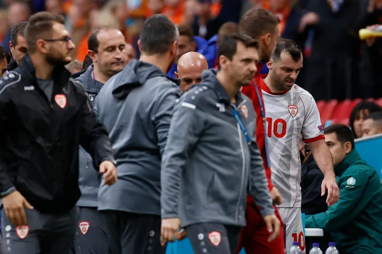 Pogledajte kako su Makedonci ispratili Gorana Pandeva nakon njegove zadnje utakmice