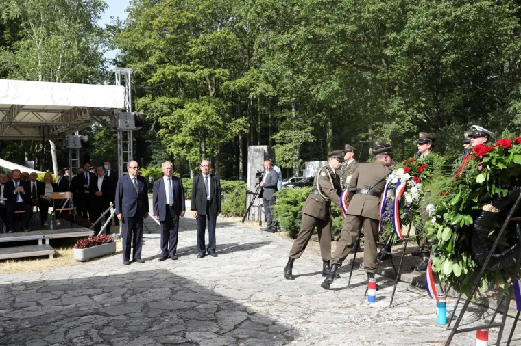 Državni vrh okupio se u Brezovici kako bi obilježili Dana antifa&scaron;ističke borbe