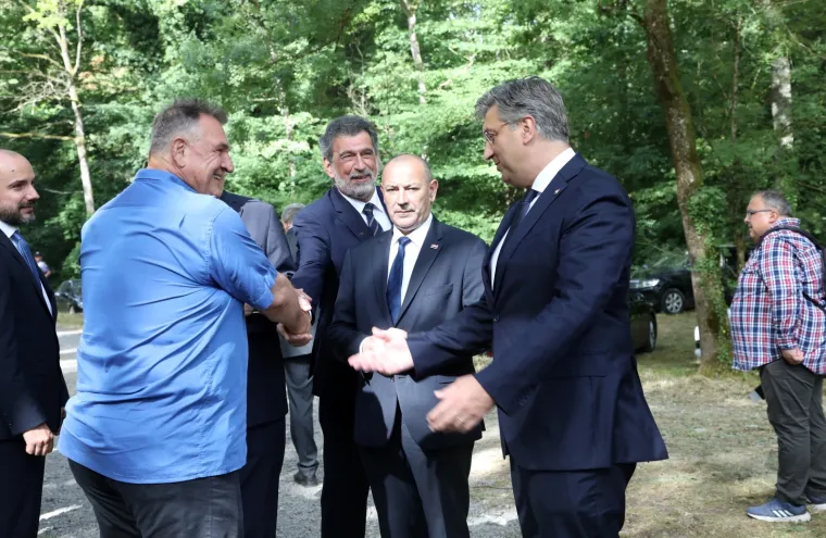 Državni vrh okupio se u Brezovici kako bi obilježili Dana antifa&scaron;ističke borbe