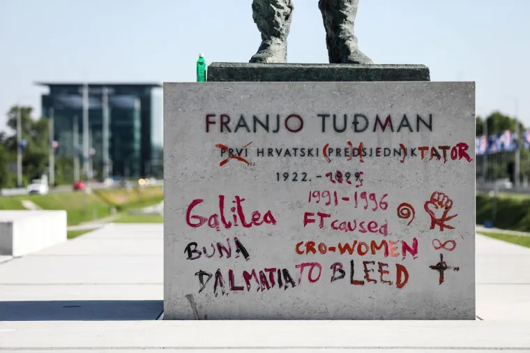 Po treći put vandaliziran spomenik Franje Tuđmana od njegovog postavljanja u Zagrebu