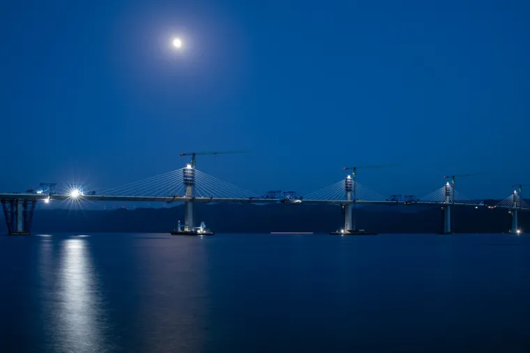 Zadnje rupe se mogu nabrojati na prste: Pogledajte kako danas izgleda gotovo zavr&scaron;en Pelje&scaron;ki most!
