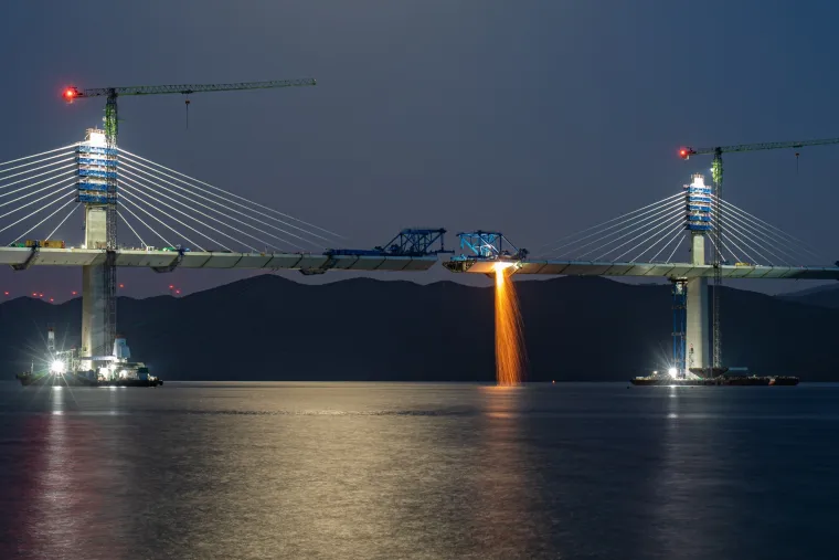 Zadnje rupe se mogu nabrojati na prste: Pogledajte kako danas izgleda gotovo zavr&scaron;en Pelje&scaron;ki most!