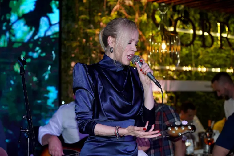 Nastup Jelene Rozge u restoranu Dolly Bell u Beogradu.   Photo: Antonio Ahel/ATAImages.