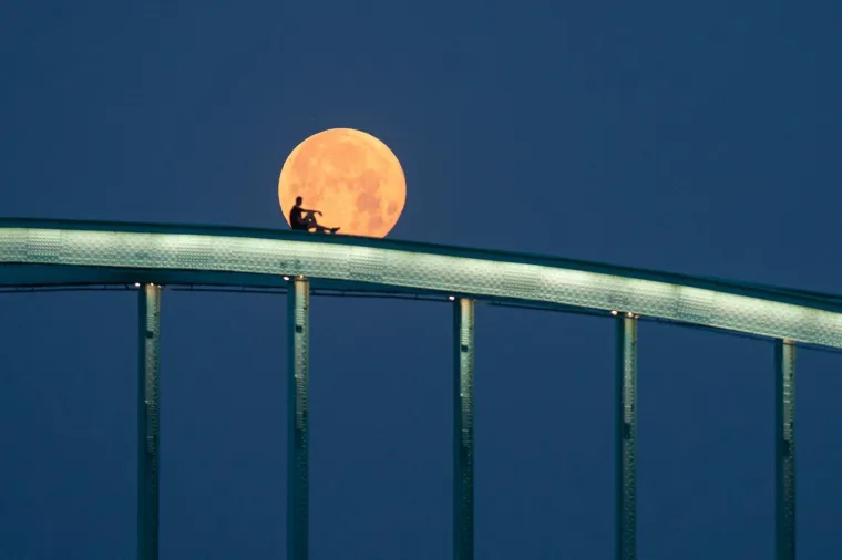 Spoj umjetnosti i malo 'ludosti' na Hendrixovom mostu doveli su do nečeg predivnog i vrijednog divljenja