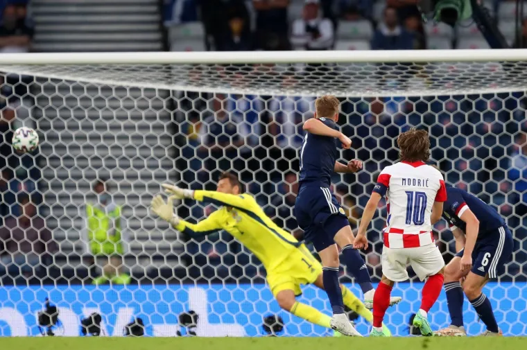 Modrićeva majstorija u konkurenciji za najljep&scaron;i gol trećeg kola u skupinama Eura