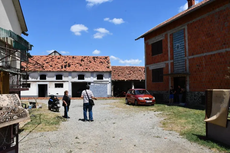 Pogledajte posljedice jučera&scaron;njeg nevremena u selu &Scaron;eovica i u prigradskim naseljima Požege