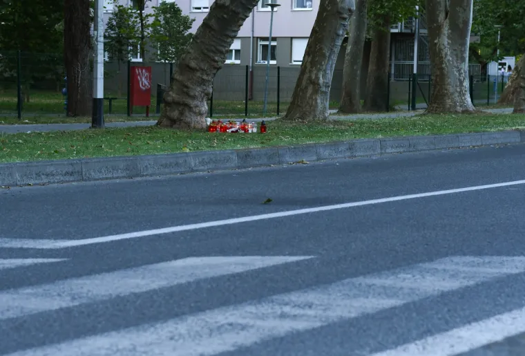 Studenti palili svijeće na mjestu gdje je poginula 20-godi&scaron;nja djevojka