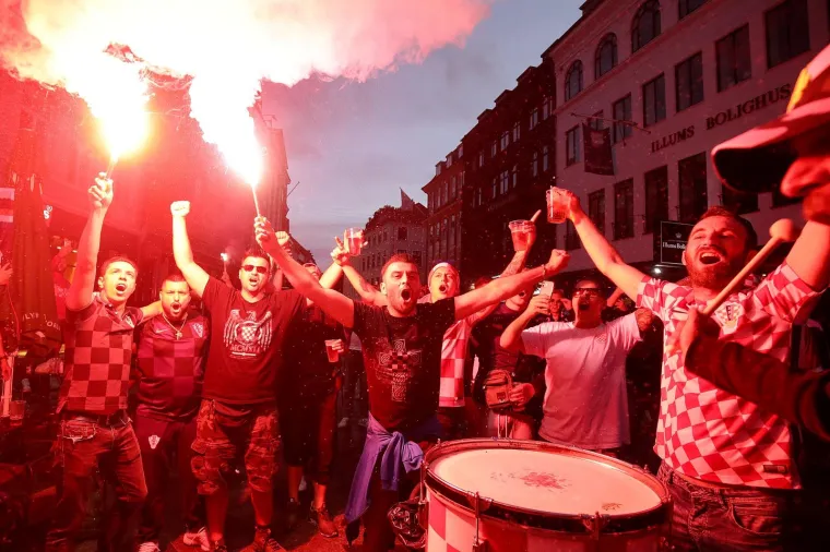 Svi su spremni za &Scaron;panjolce! Pogledajte kakvu fantastičnu atmosferu su hrvatski navijači napravili u Kopenhagenu