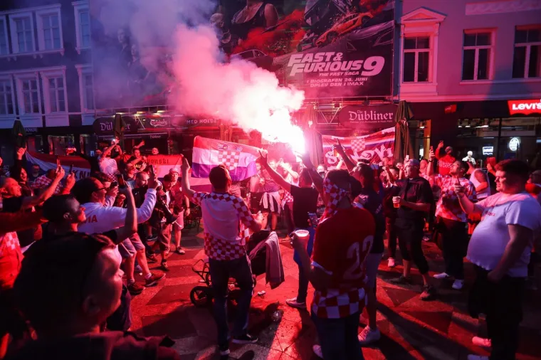 Svi su spremni za &Scaron;panjolce! Pogledajte kakvu fantastičnu atmosferu su hrvatski navijači napravili u Kopenhagenu