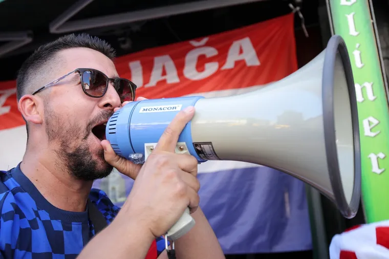 'Kockice' okupirale centar Kopenhagena, pogledajte atmosferu prije okr&scaron;aja sa &Scaron;panjolcima